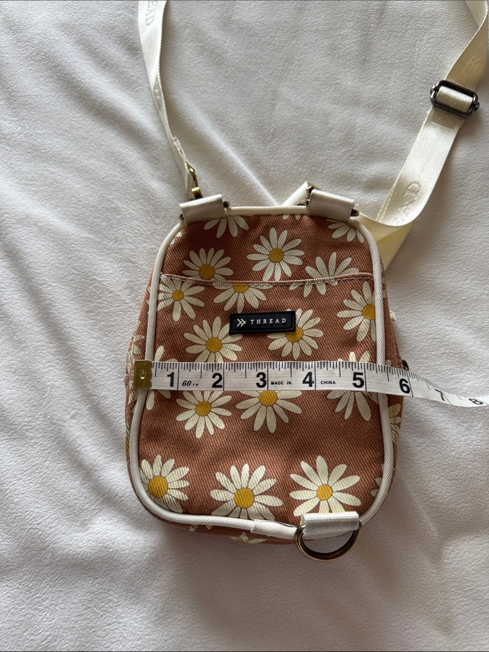 Thread crossbody bag - Picture 4 of 8